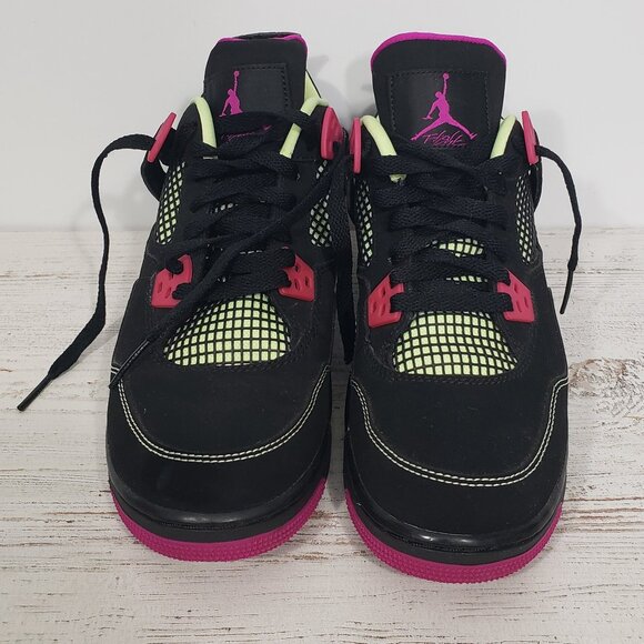 Air Jordan 4 Retro GS “Fuchsia” – Size 6Y - Picture 2 of 7